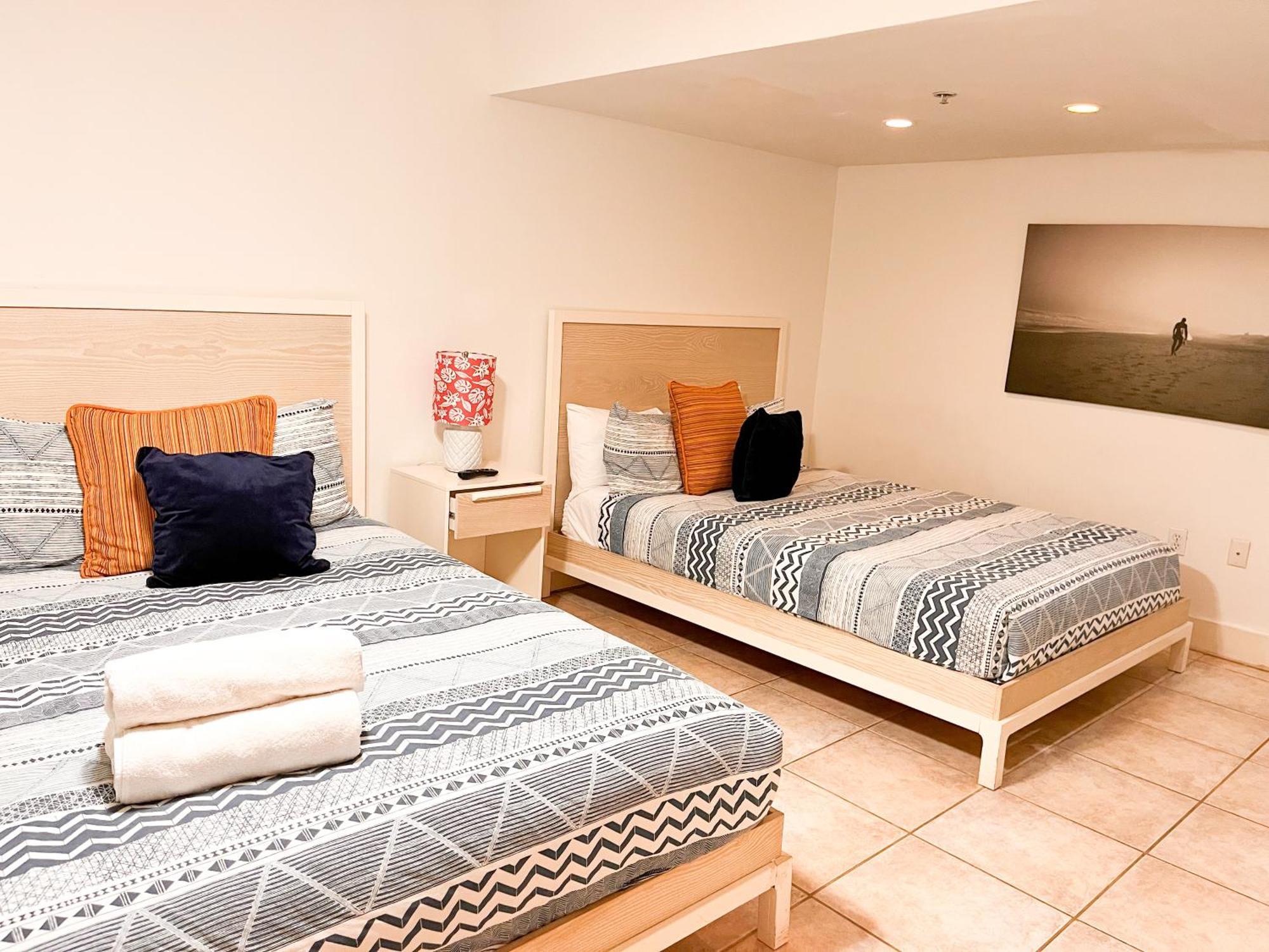 מיאמי ביץ' Castle Pavillon 8 Beachfront - Private Beach Access Loft With 2-Story, Pool, Tennis, Free Parking Access מראה חיצוני תמונה